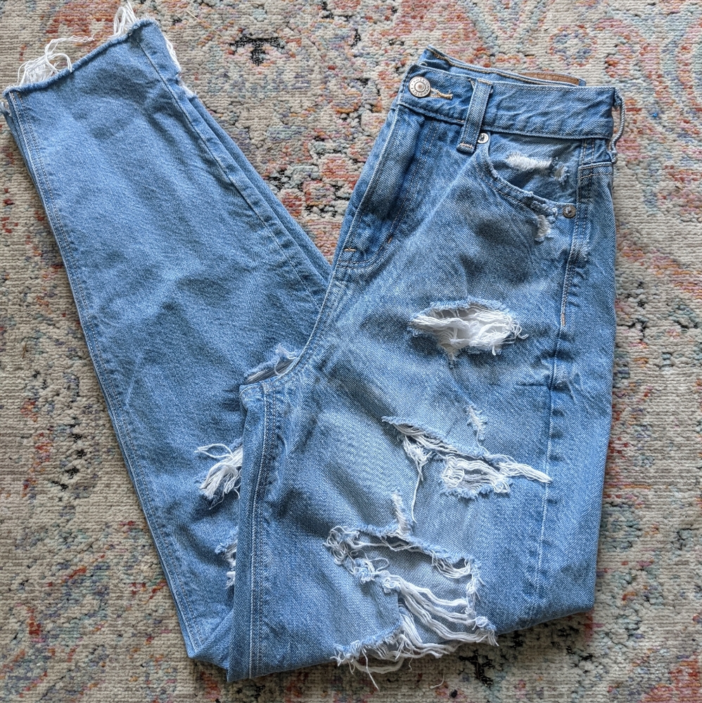American Eagle Outfitters Distressed Light Wash Jeans